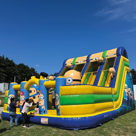 Alquiler de saltarines inflables de Minios